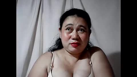 Snapshot of pinaymama12345 chatting on 02-12-26, 12:38 pinaymama12345 online show from 02-12-26, 12:38