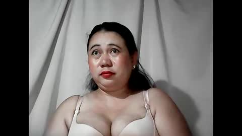 pinaymama12345 online show from 05-11-26, 10:29