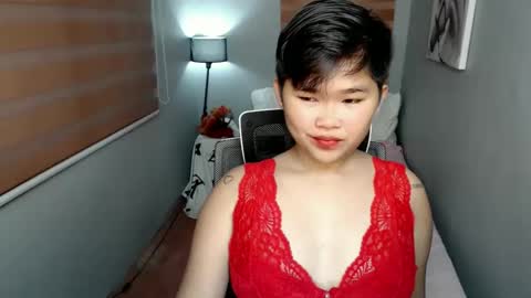 Snapshot of pinayprincesslyn chatting on 01-11-25, 12:07 Lyn the Lesbian online show from 01-11-25, 12:07