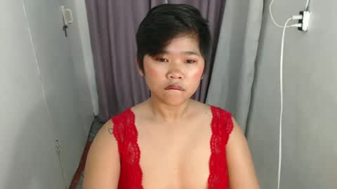 Snapshot of pinayprincesslyn chatting on 02-25-25, 12:47 Lyn the Lesbian online show from 02-25-25, 12:47