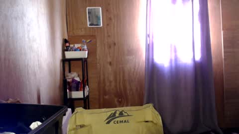 Lyn the Lesbian online show from 08-04-26, 10:12