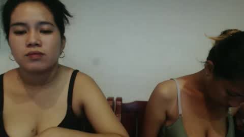 Snapshot of pinaysquirtpussy chatting on 10-19-25, 08:31 pinaysquirtpussy online show from 10-19-25, 08:31