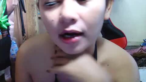 Snapshot of pinaysunday chatting on 03-26-26, 10:59 pinaysunday online show from 03-26-26, 10:59