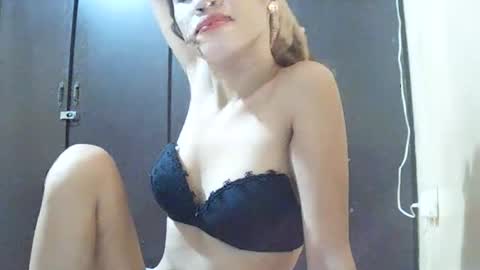 pinaysweet_couple online show from 07-22-26, 07:27