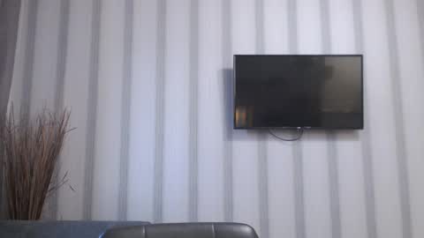       online show from 01-05-25, 05:09