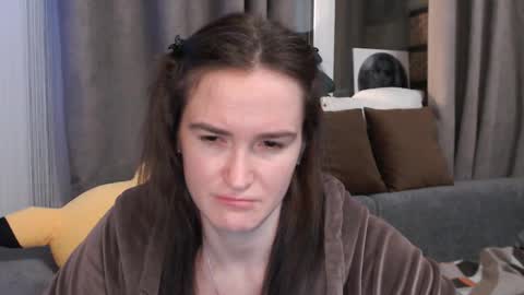       online show from 01-08-25, 06:52