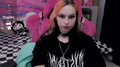 Nancy online show from 05-04-26, 10:50