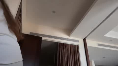 Susie online show from 12-18-25, 02:17