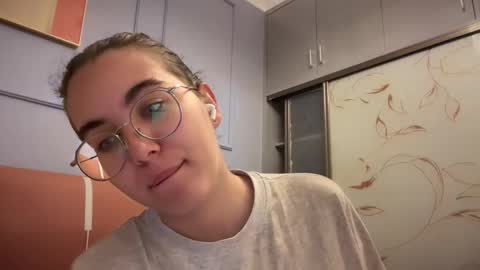 Susie online show from 02-06-26, 09:29