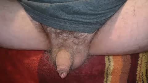 Snapshot of pinholder chatting on 01-04-25, 09:10 Michael online show from 01-04-25, 09:10