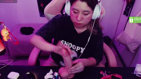 Snapshot of pink_girl0n chatting on 01-02-25, 07:40 Kitty online show from 01-02-25, 07:40