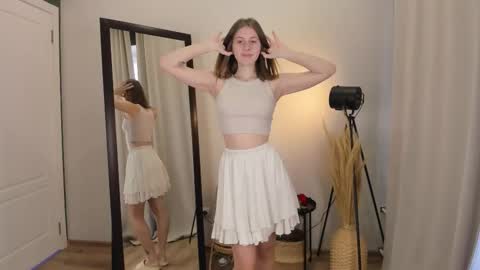 Muse online show from 09-24-25, 01:36