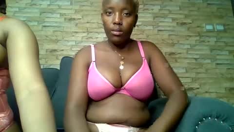 Snapshot of pink_nova chatting on 07-09-26, 01:31 pinkyy online show from 07-09-26, 01:31