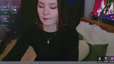 Snapshot of pink_seagull chatting on 12-18-24, 06:14 Eva online show from 12-18-24, 06:14