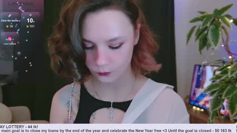 Snapshot of pink_seagull chatting on 12-31-24, 03:42 Eva online show from 12-31-24, 03:42