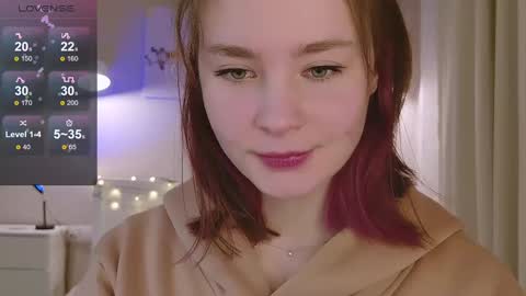 Snapshot of pink_seagull chatting on 02-04-25, 05:23 Eva online show from 02-04-25, 05:23