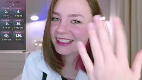 Snapshot of pink_seagull chatting on 02-12-25, 06:40 Eva online show from 02-12-25, 06:40