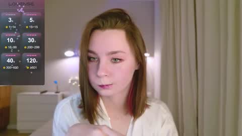 Snapshot of pink_seagull chatting on 02-26-25, 04:35 Eva online show from 02-26-25, 04:35