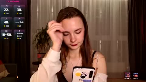 Snapshot of pink_seagull chatting on 06-21-26, 06:10 Eva online show from 06-21-26, 06:10