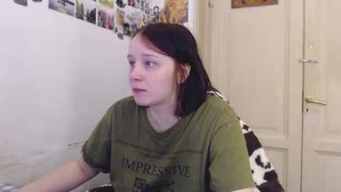 Snapshot of pink_soup chatting on 03-19-26, 05:44 Sony online show from 03-19-26, 05:44