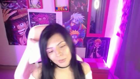 pink_yuii online show from 12-22-24, 12:17