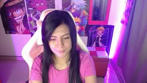 pink_yuii online show from 01-11-25, 09:15