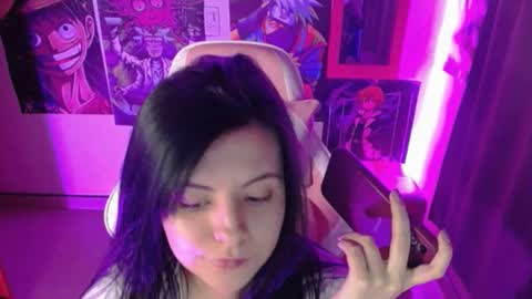 pink_yuii online show from 03-06-25, 12:54