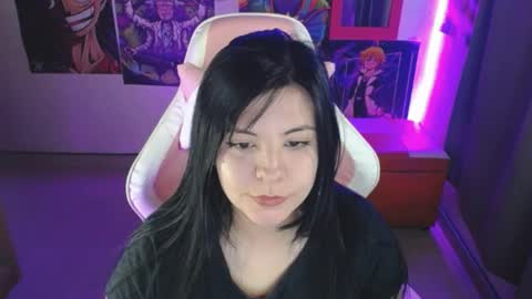 pink_yuii online show from 11-27-25, 10:45