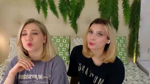 Adele online show from 11-03-25, 08:59