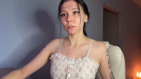 pinkdollylovv online show from 06-11-26, 09:24