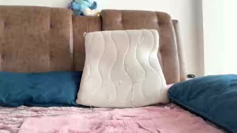 Pinkilola online show from 02-18-26, 07:43