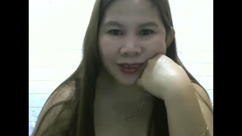 pinkishpusiemom18 online show from 12-17-24, 05:29