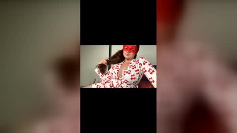 Snapshot of pinkkblossomm chatting on 01-18-26, 04:49 pinkkblossomm online show from 01-18-26, 04:49