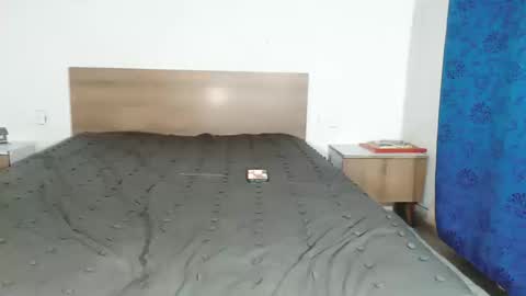 Snapshot of pinkliminof chatting on 10-15-25, 02:33 Pamela Ston online show from 10-15-25, 02:33