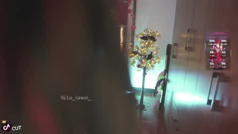 Snapshot of pinkloly69 chatting on 03-25-26, 06:14 LUISA online show from 03-25-26, 06:14