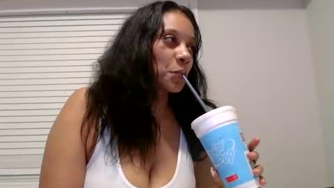 pinksugar online show from 12-28-24, 11:59