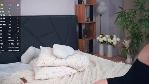 Snapshot of pinkncrazy chatting on 02-14-25, 04:26 HERES ALICE WELCOME EVERYONE LOVENSE DOMI REACT TO YOUR TIPS LETS MAKE A GREAT SHOW TOGETHER online show from 02-14-25, 04:26