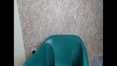 pinknjuicyx online show from 12-15-24, 06:48