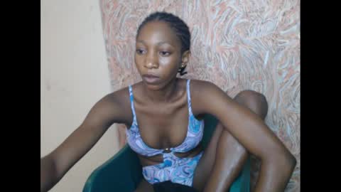 pinknjuicyx online show from 12-18-24, 08:31