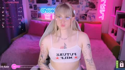 pinkvenom_ online show from 01-24-25, 05:32