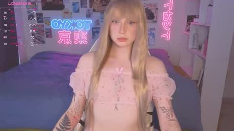 pinkvenom_ online show from 09-10-25, 10:04