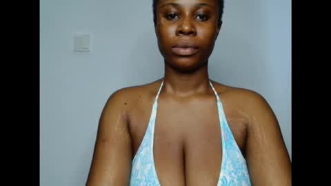pinkxsugar online show from 10-12-25, 05:23