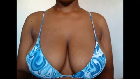 pinkxsugar online show from 05-02-26, 02:33