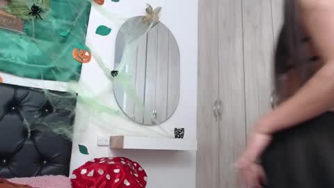 pinky_f00x online show from 10-10-25, 01:48