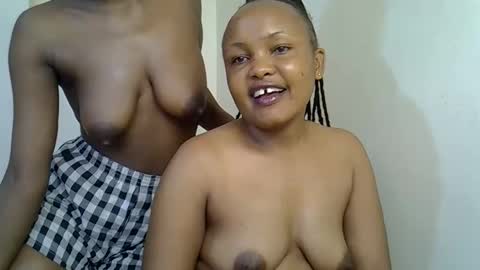 Snapshot of pinky_jules chatting on 02-15-26, 12:47 Browny online show from 02-15-26, 12:47