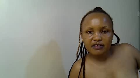 Snapshot of pinky_jules chatting on 02-17-26, 08:26 Browny online show from 02-17-26, 08:26