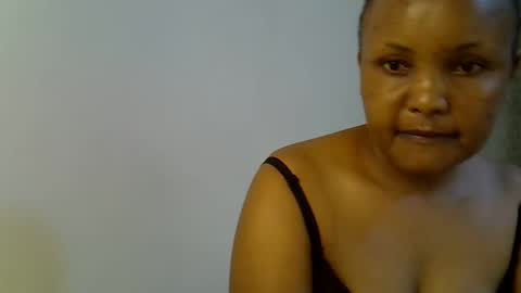 Snapshot of pinky_jules chatting on 02-23-26, 04:37 Browny online show from 02-23-26, 04:37