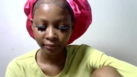 pinky_lov online show from 02-17-25, 12:05