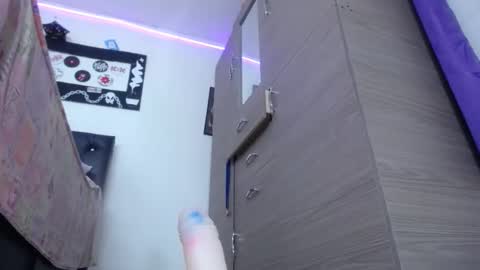 VIOLETA LOPEZ online show from 10-23-25, 03:22