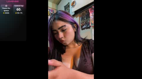 Snapshot of pinkybombon chatting on 04-02-26, 01:03 renata online show from 04-02-26, 01:03